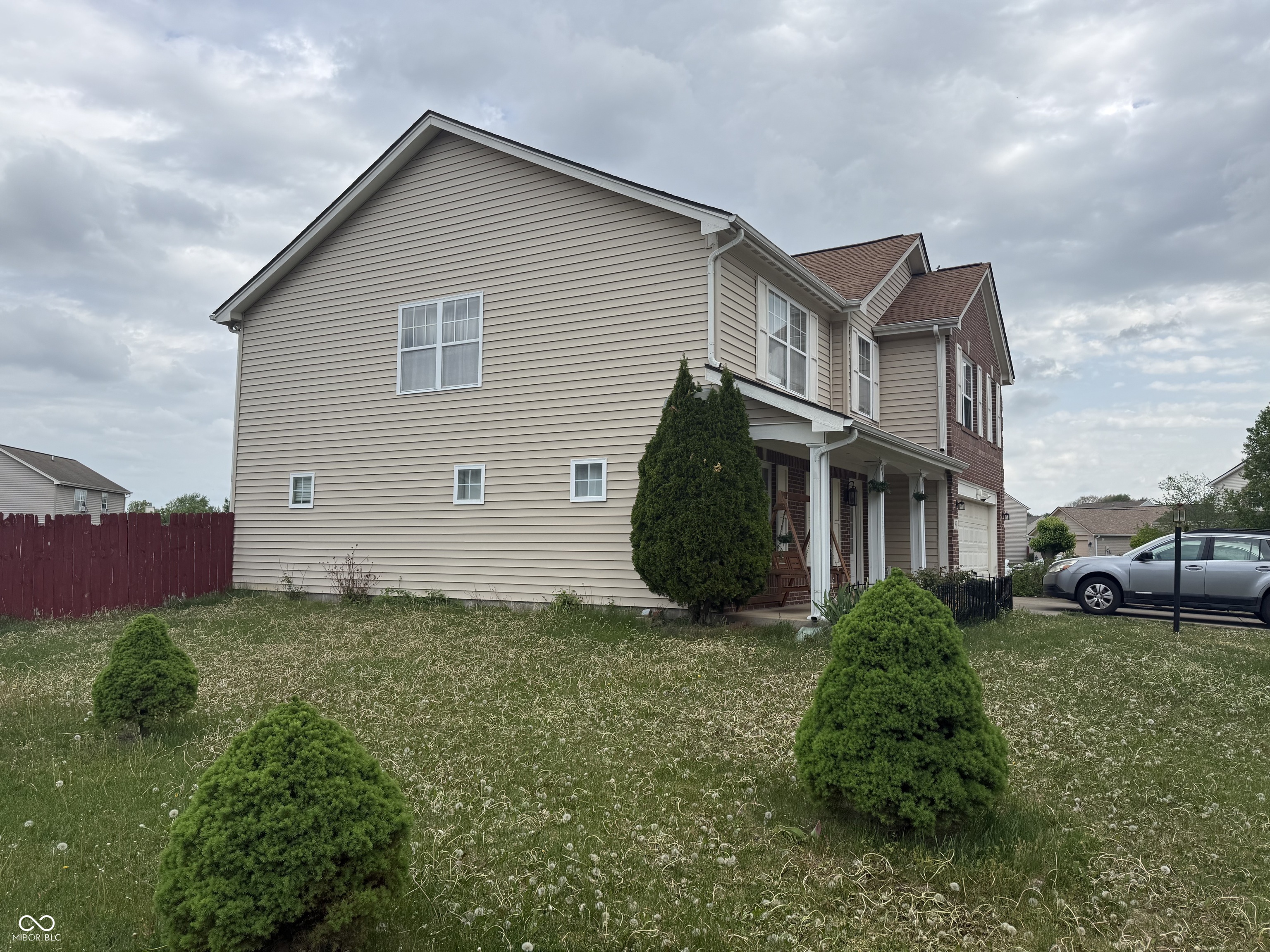 910 Angus Way