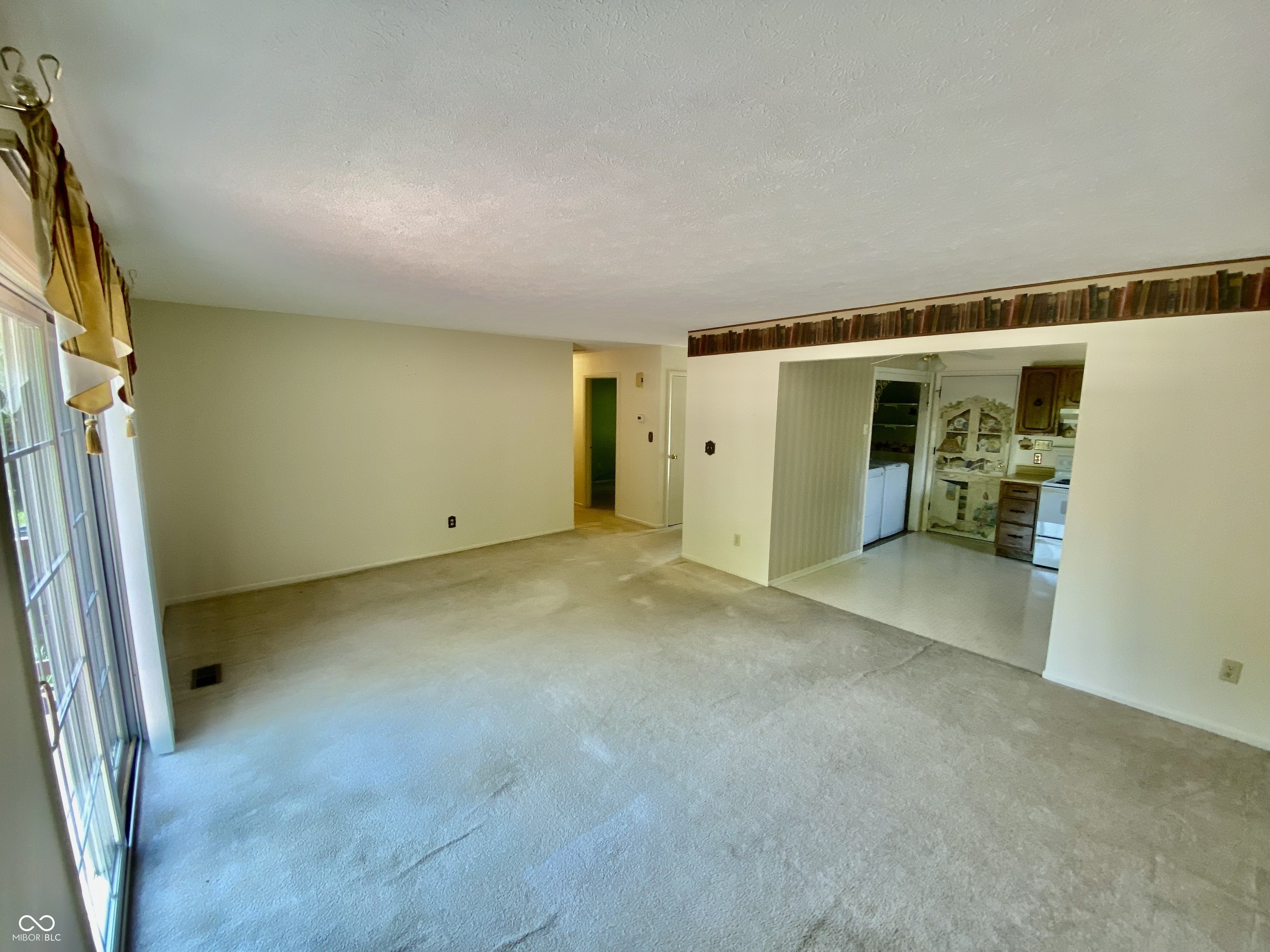 7749 Venetian Way