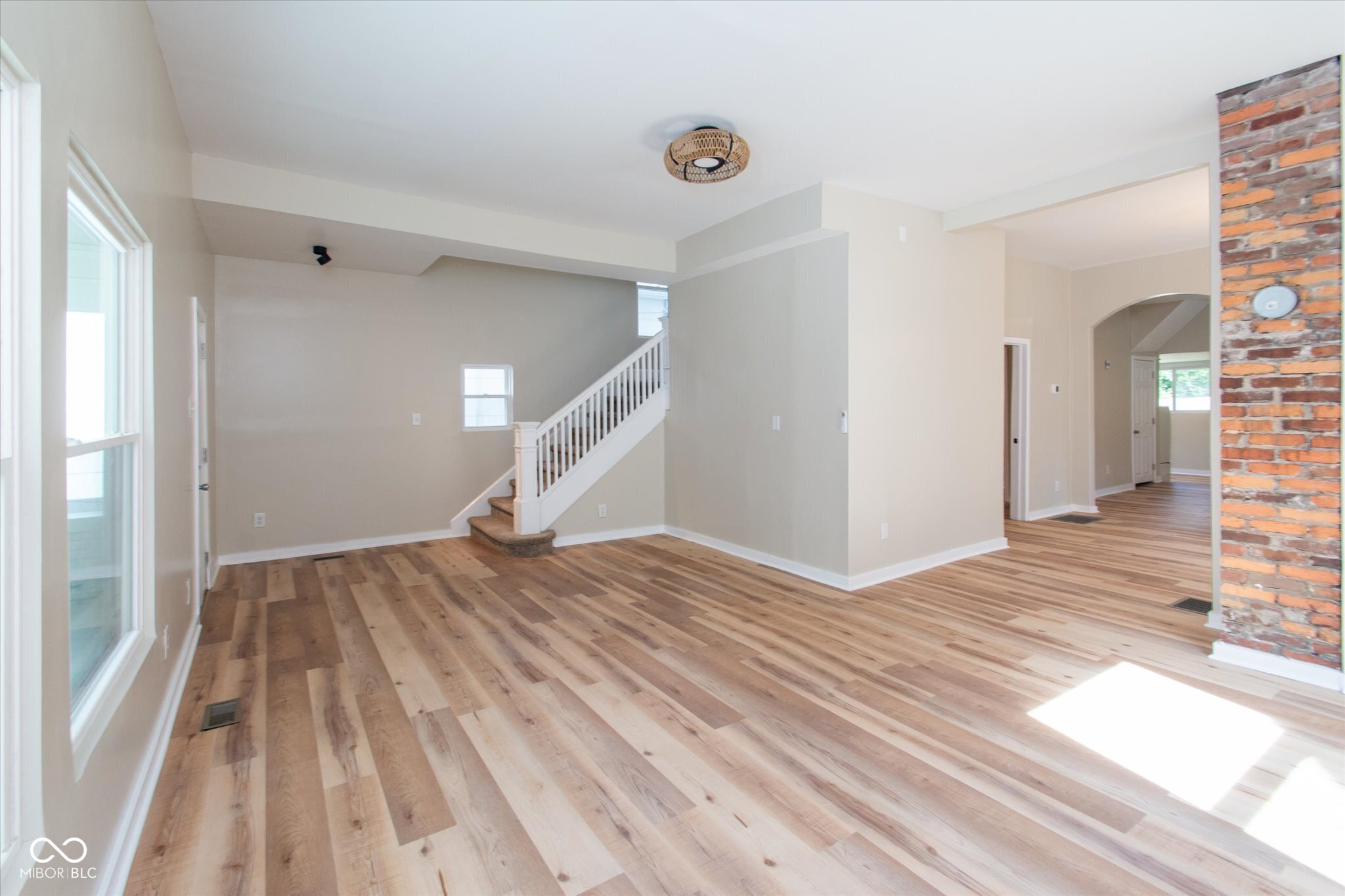 950 W 27th Street