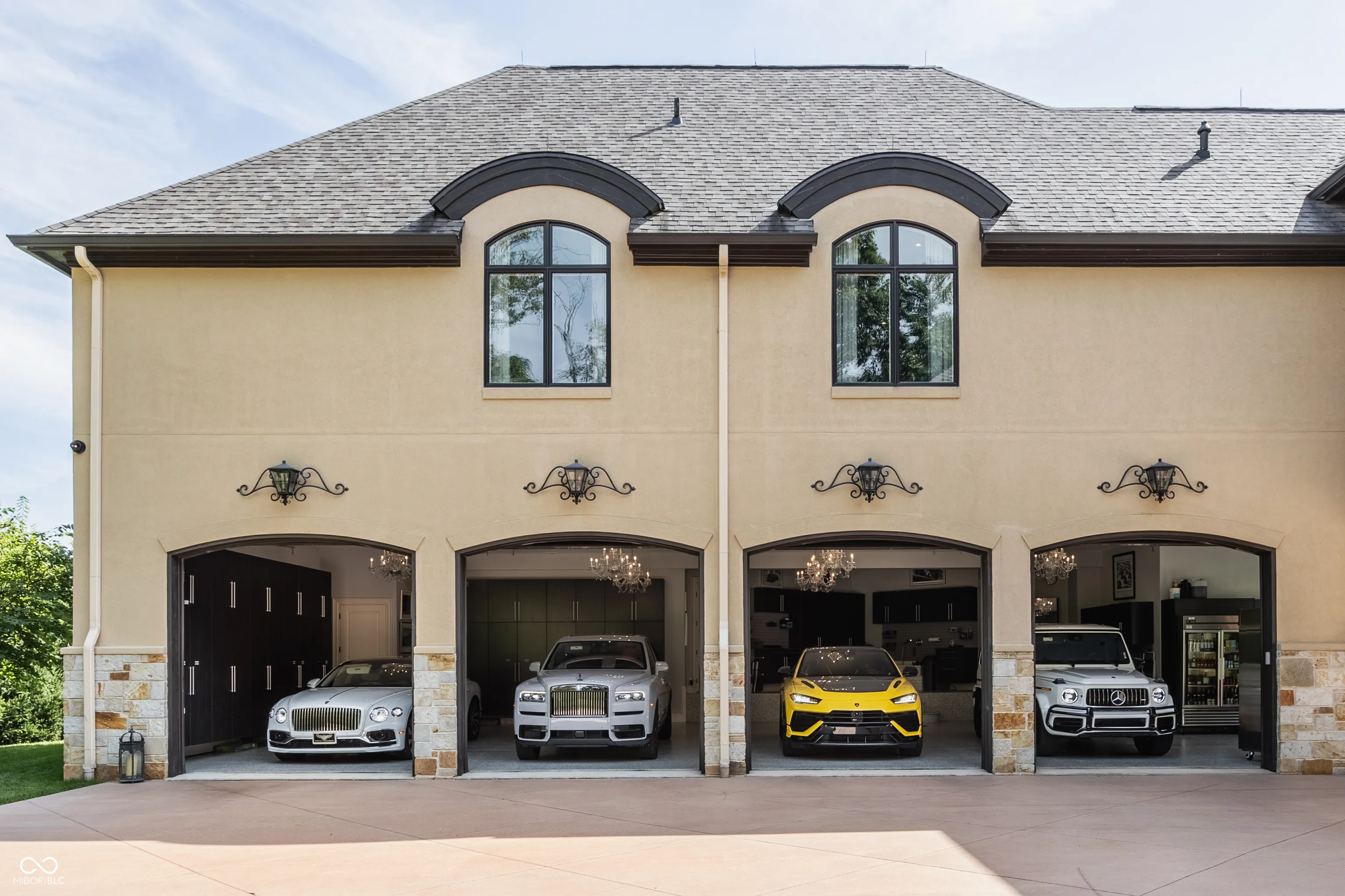 Fishers, Indiana 46037, United States, 9 Bedrooms Bedrooms, ,11 BathroomsBathrooms,Residential,Active,226936