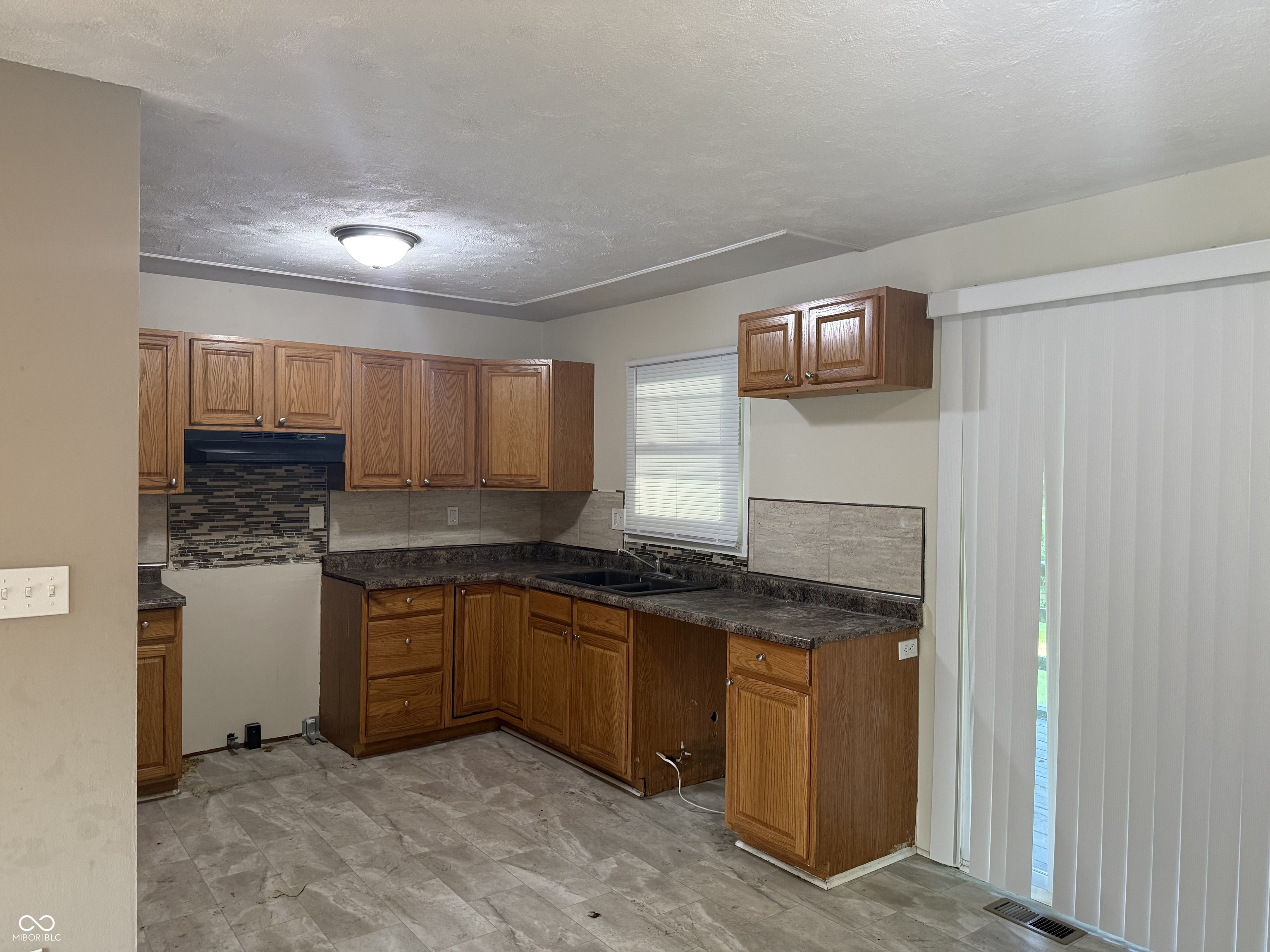 3829 Alsace Place