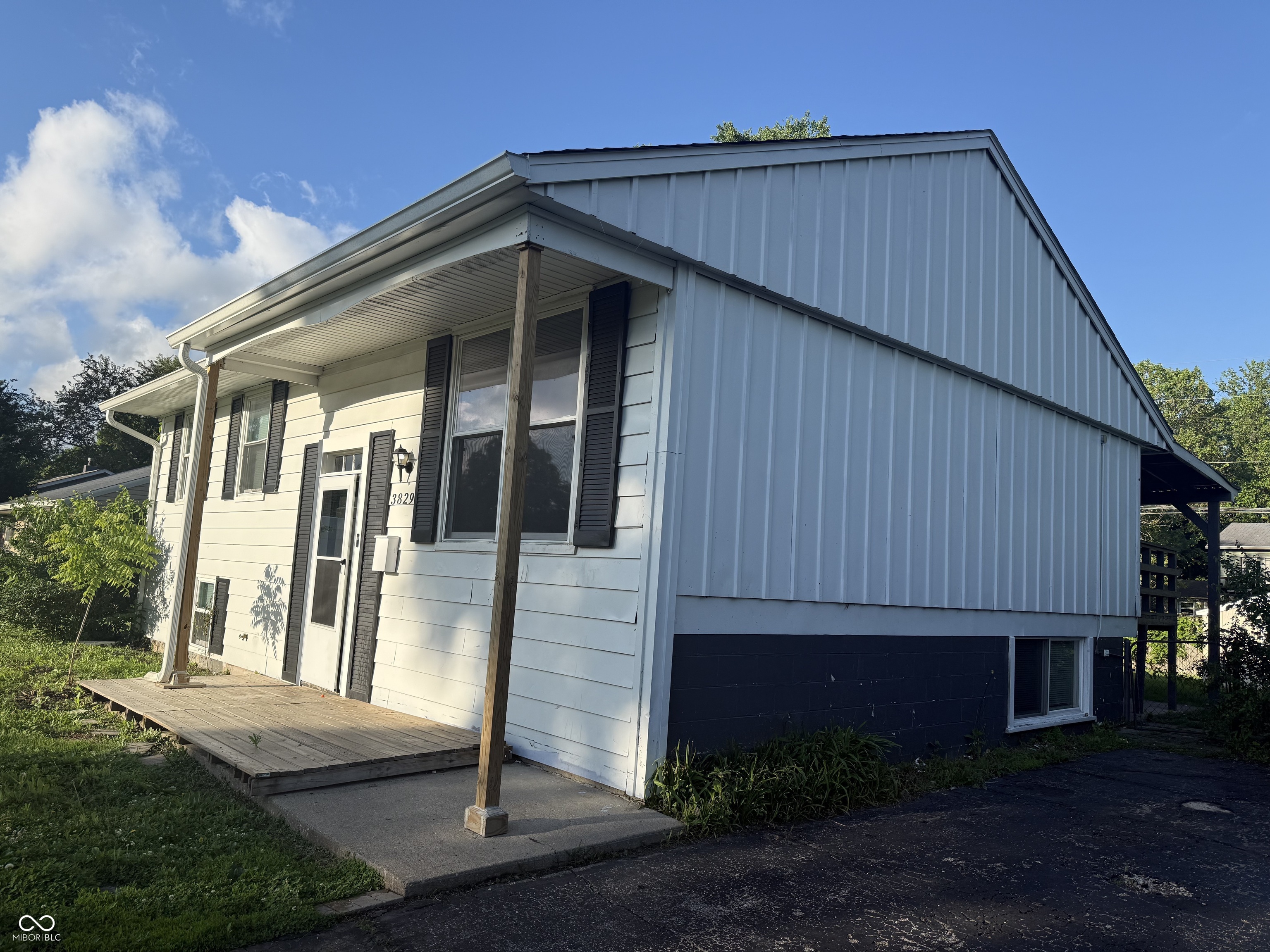 3829 Alsace Place