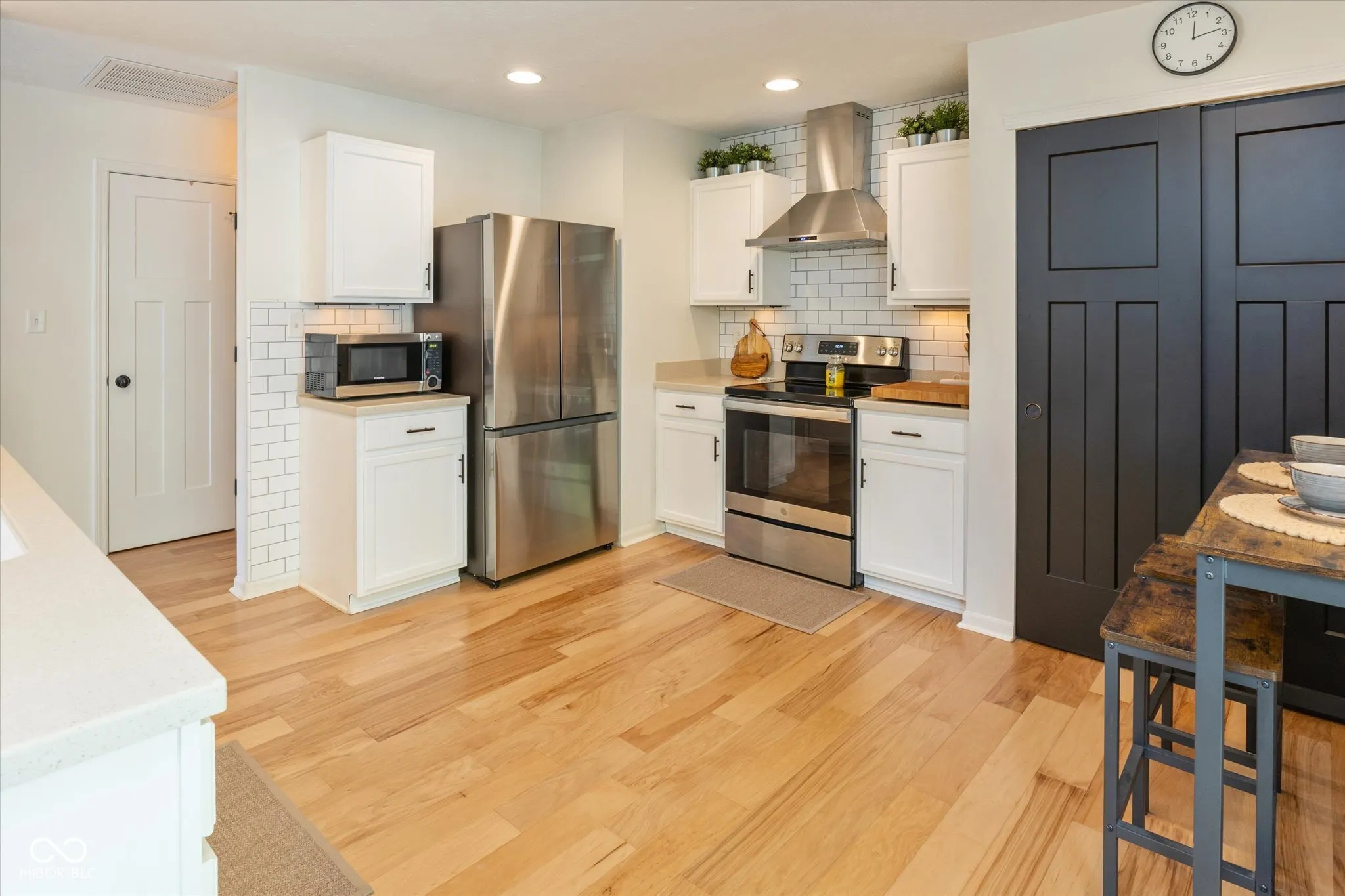 Fishers, Indiana 46038, United States, 3 Bedrooms Bedrooms, ,2 BathroomsBathrooms,Residential,Active,221734