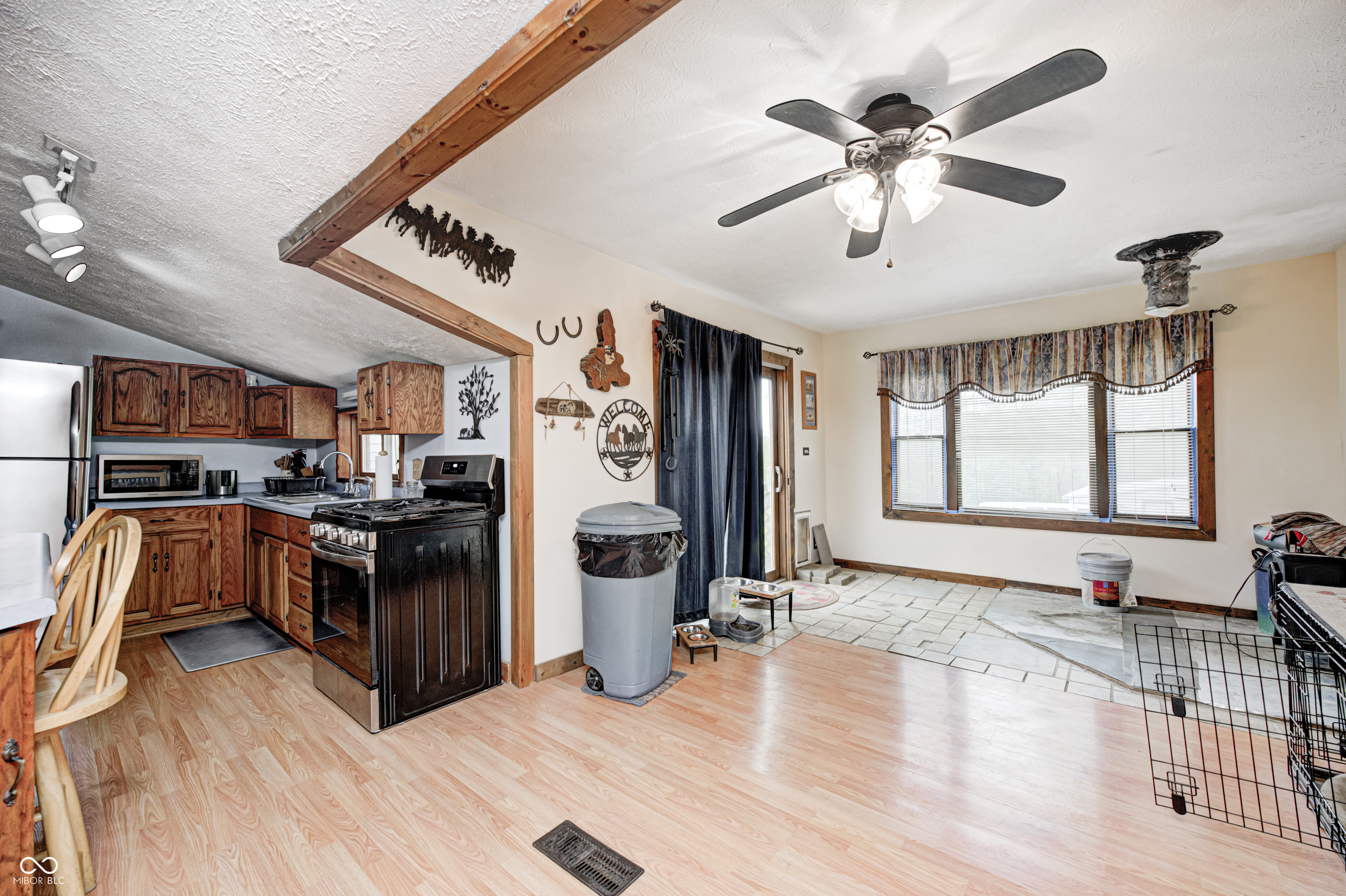 5320 S Lick Crk Road