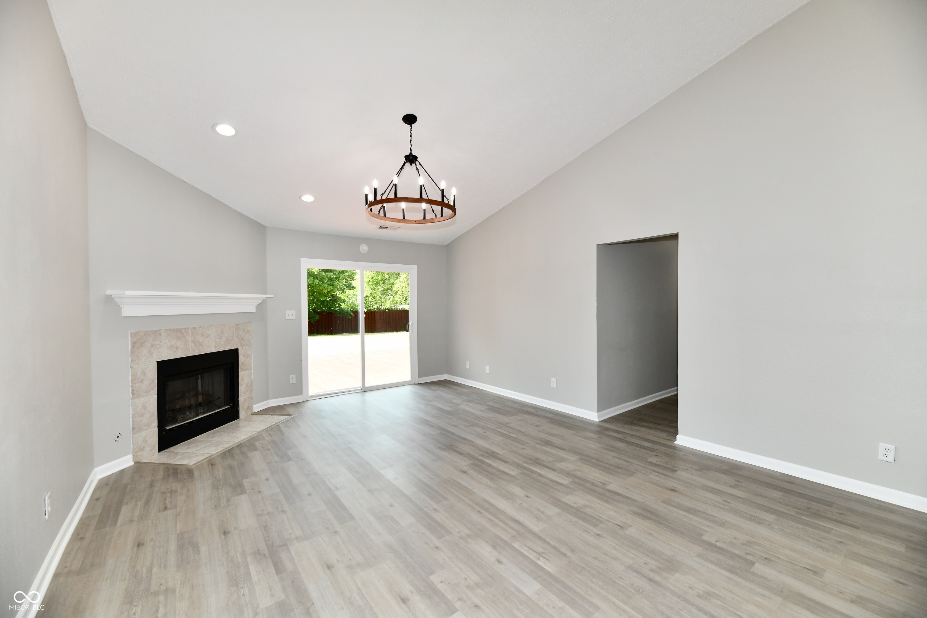 1130 Threshing Court