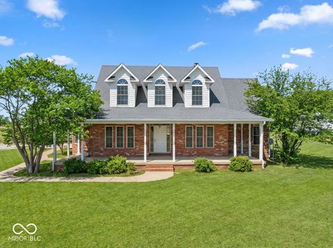 1594 W 400 N Franklin IN 46131