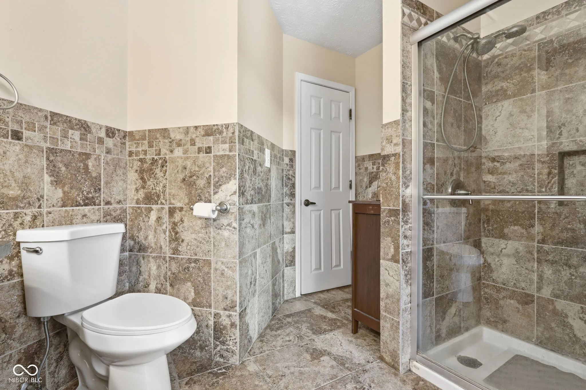 Indianapolis, Indiana 46236, United States, 3 Bedrooms Bedrooms, ,2 BathroomsBathrooms,Residential,Active,230298