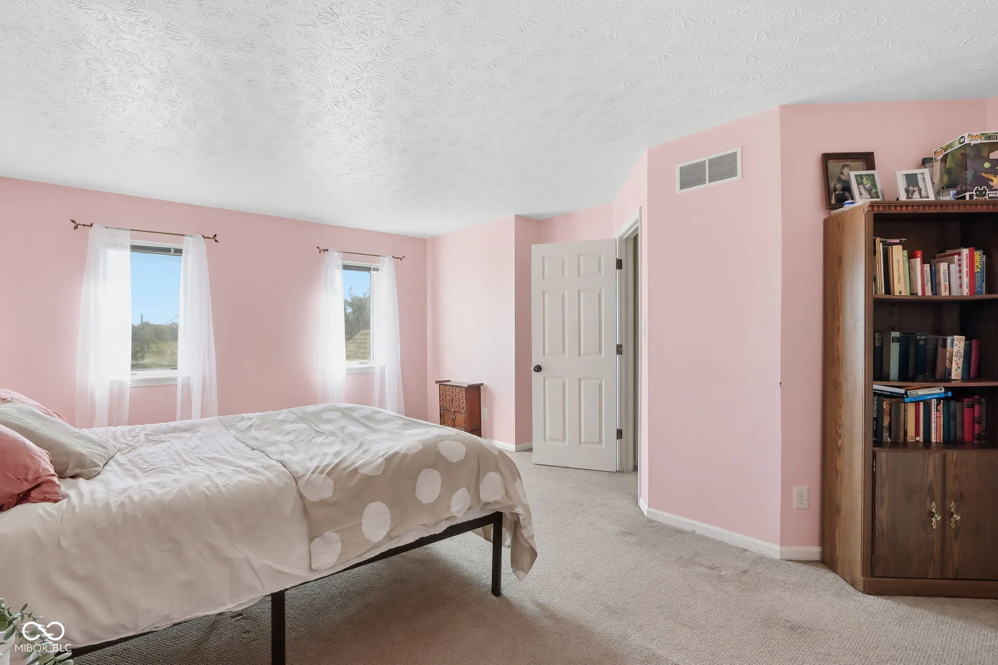 Indianapolis, Indiana 46236, United States, 3 Bedrooms Bedrooms, ,2 BathroomsBathrooms,Residential,Active,230298