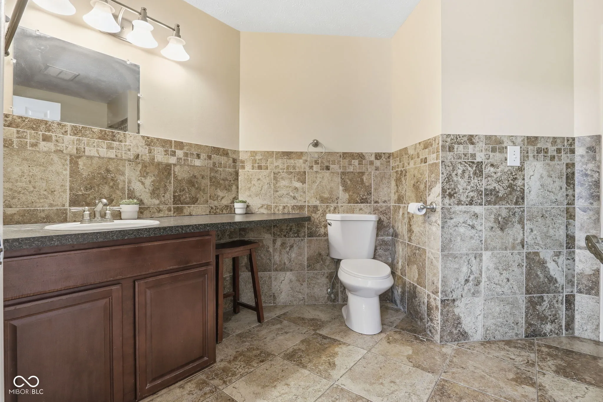 Indianapolis, Indiana 46236, United States, 3 Bedrooms Bedrooms, ,2 BathroomsBathrooms,Residential,Active,230298