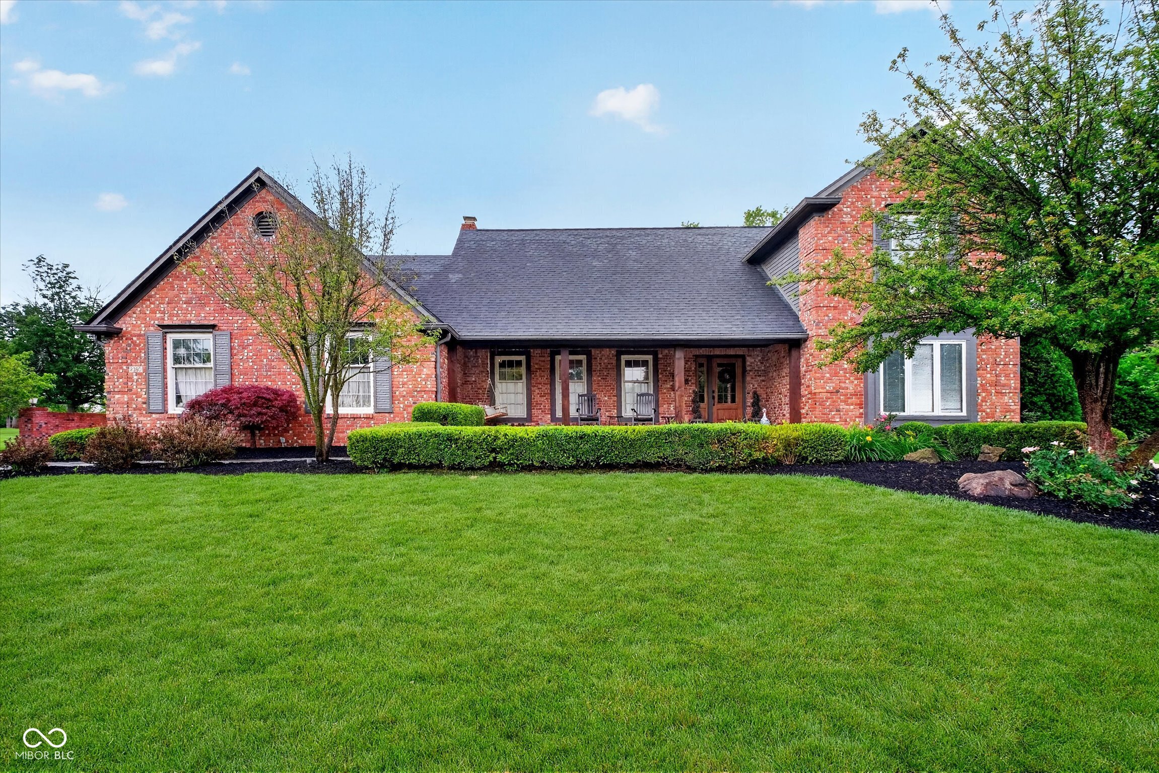 2380 Woodsway Drive