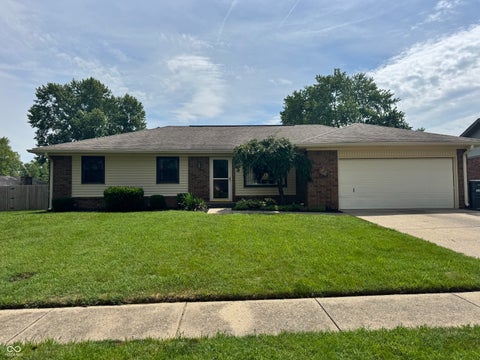 Photo of 7811 Cannonade Drive, Indianapolis, IN 46217 (MLS # 22112698)