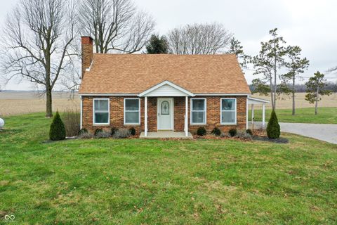 Photo of 7307 N State Road 3, Greensburg, IN 47240 (MLS # 22075723)