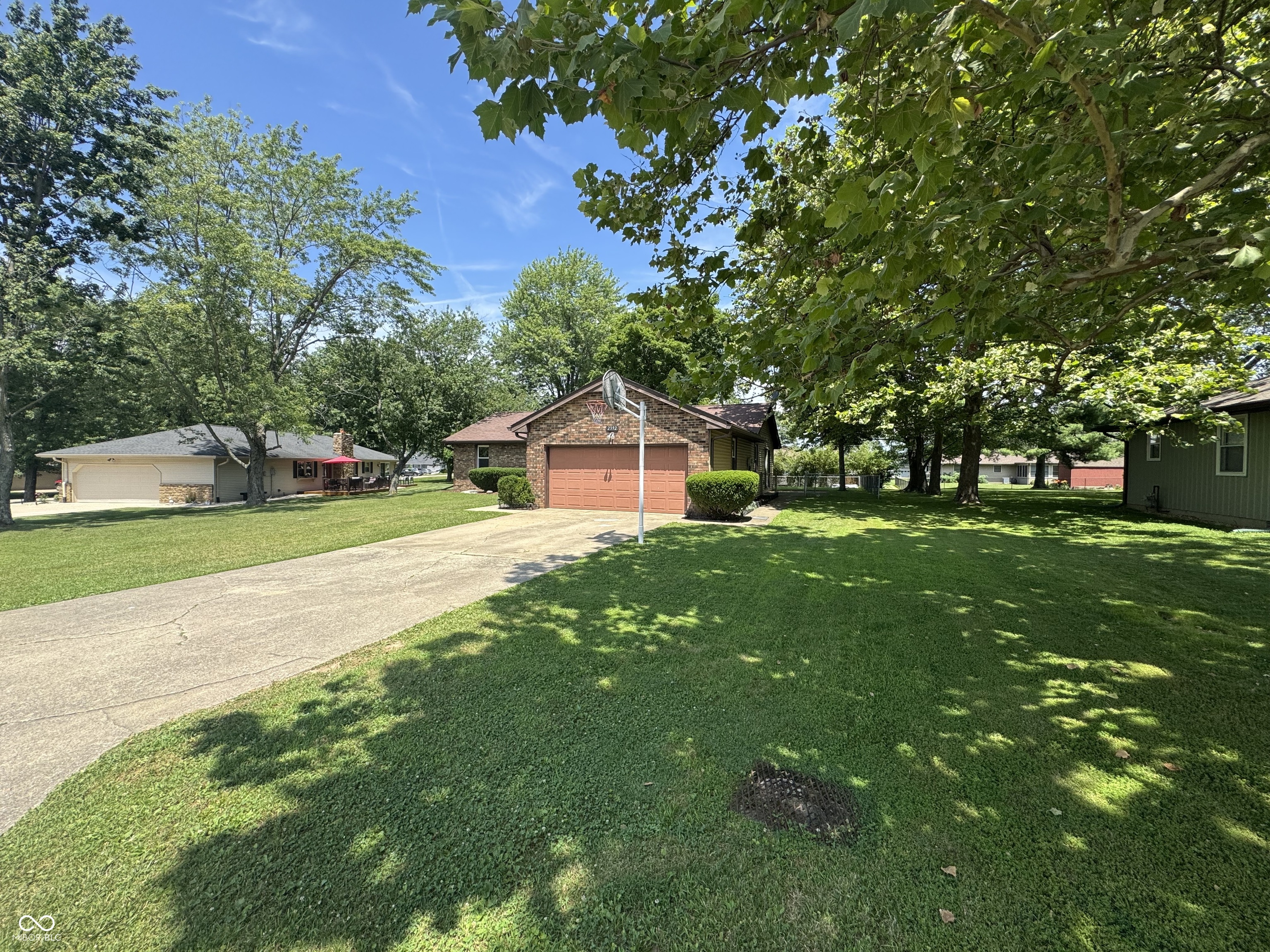 2392 W Robbie Street