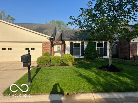 Photo of 8411 Overlook Parkway, Indianapolis, IN 46260 (MLS # 22095672)