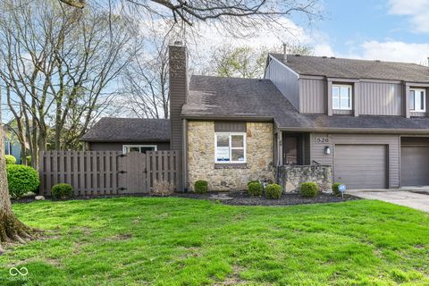 Photo of 526 Conner Creek Drive, Fishers, IN 46038 (MLS # 22094263)