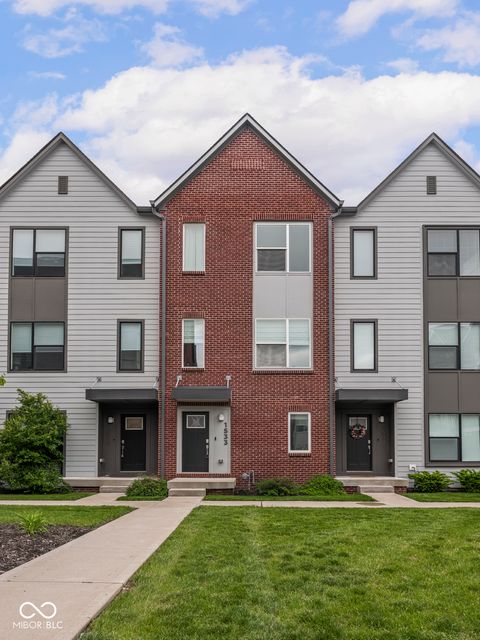 Photo of 1533 Tannery Way, Indianapolis, IN 46202 (MLS # 22099494)