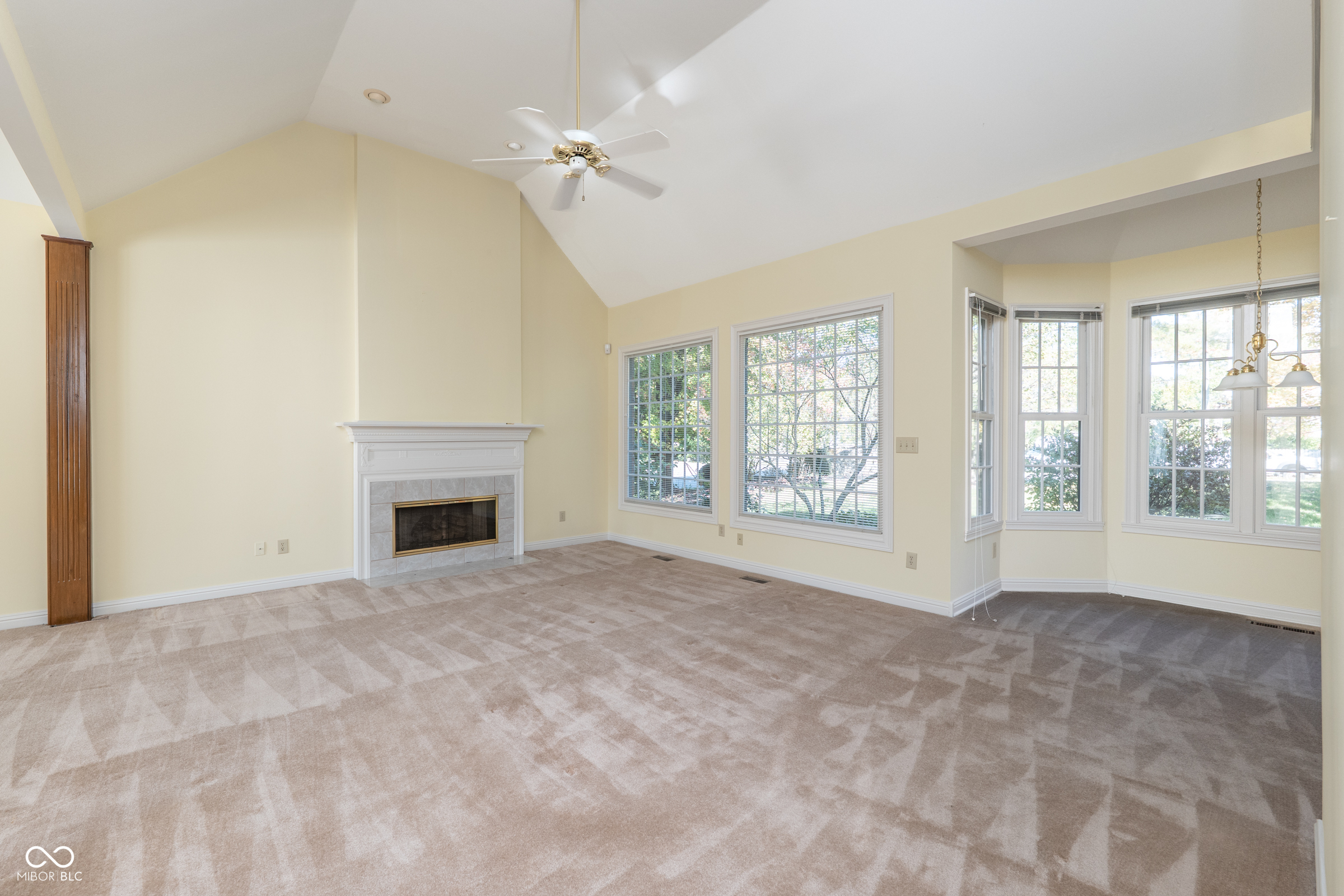 7489 Oakland Hills Drive