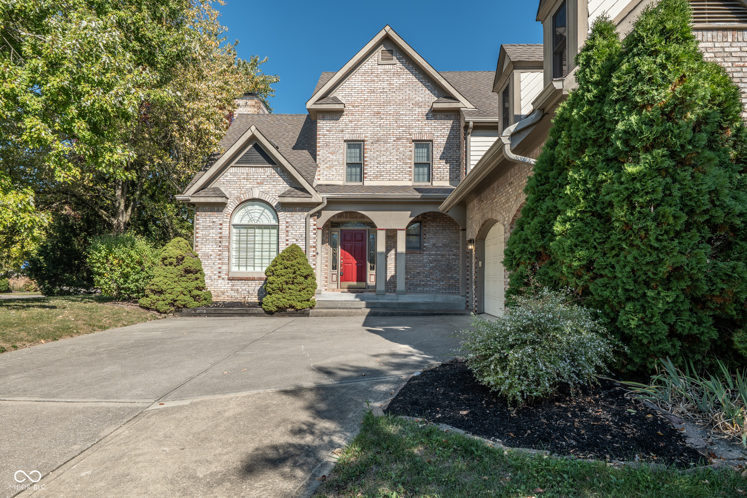 7489 Oakland Hills Drive