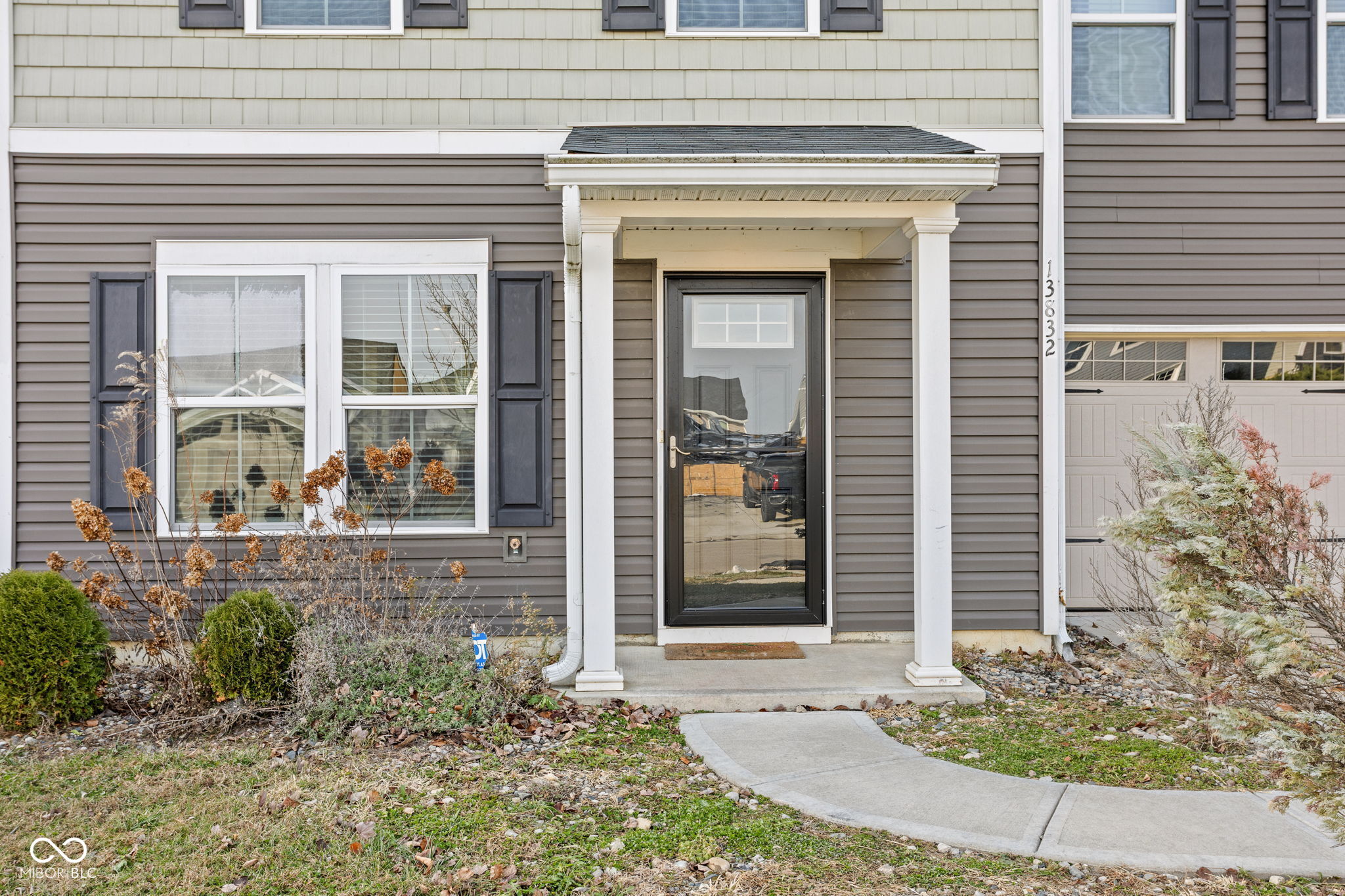 13832 N Cardonia Drive