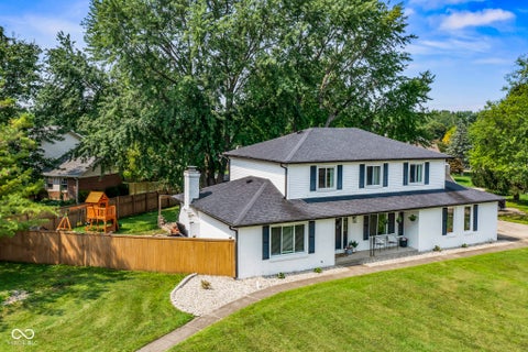 Photo of 1333 Greenhills Road, Greenfield, IN 46140 (MLS # 22119551)