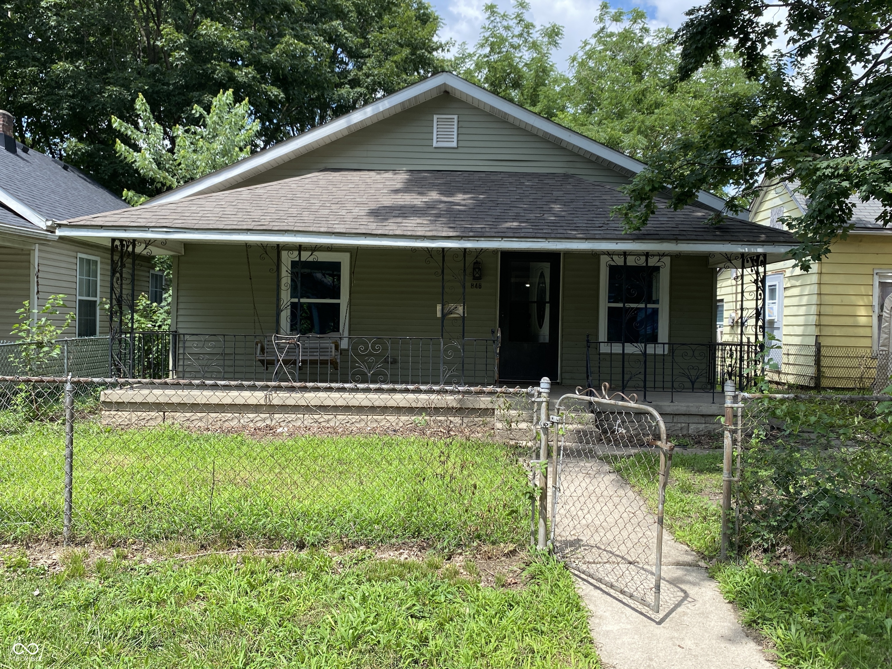 Photo 1 of 15 — 846 S Belleview Place, Indianapolis, IN 46221