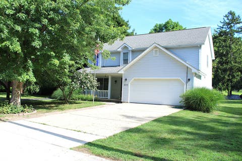 Photo of 442 E Mill Street, Danville, IN 46122 (MLS # 22112386)