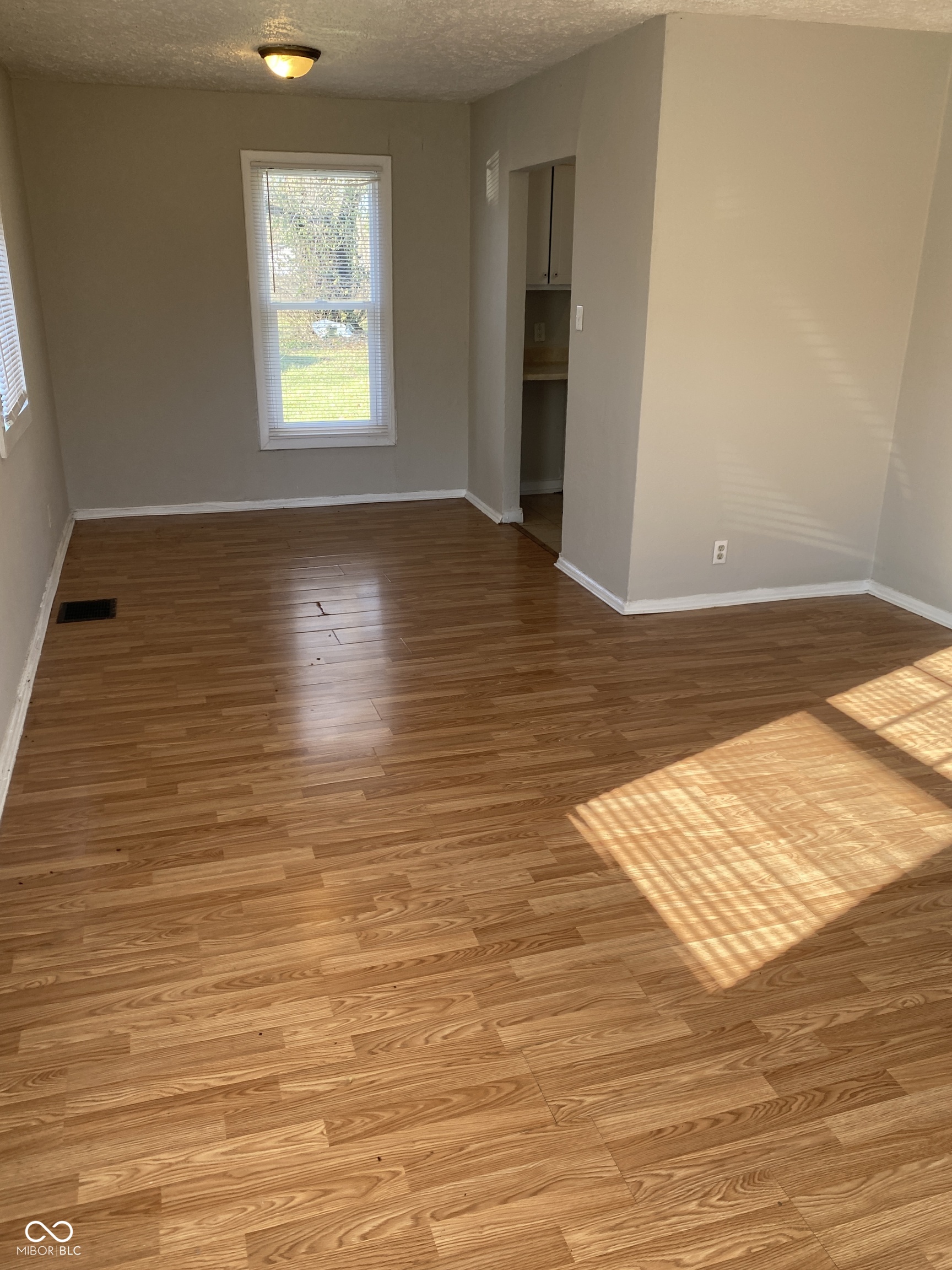 3520 N Butler Avenue