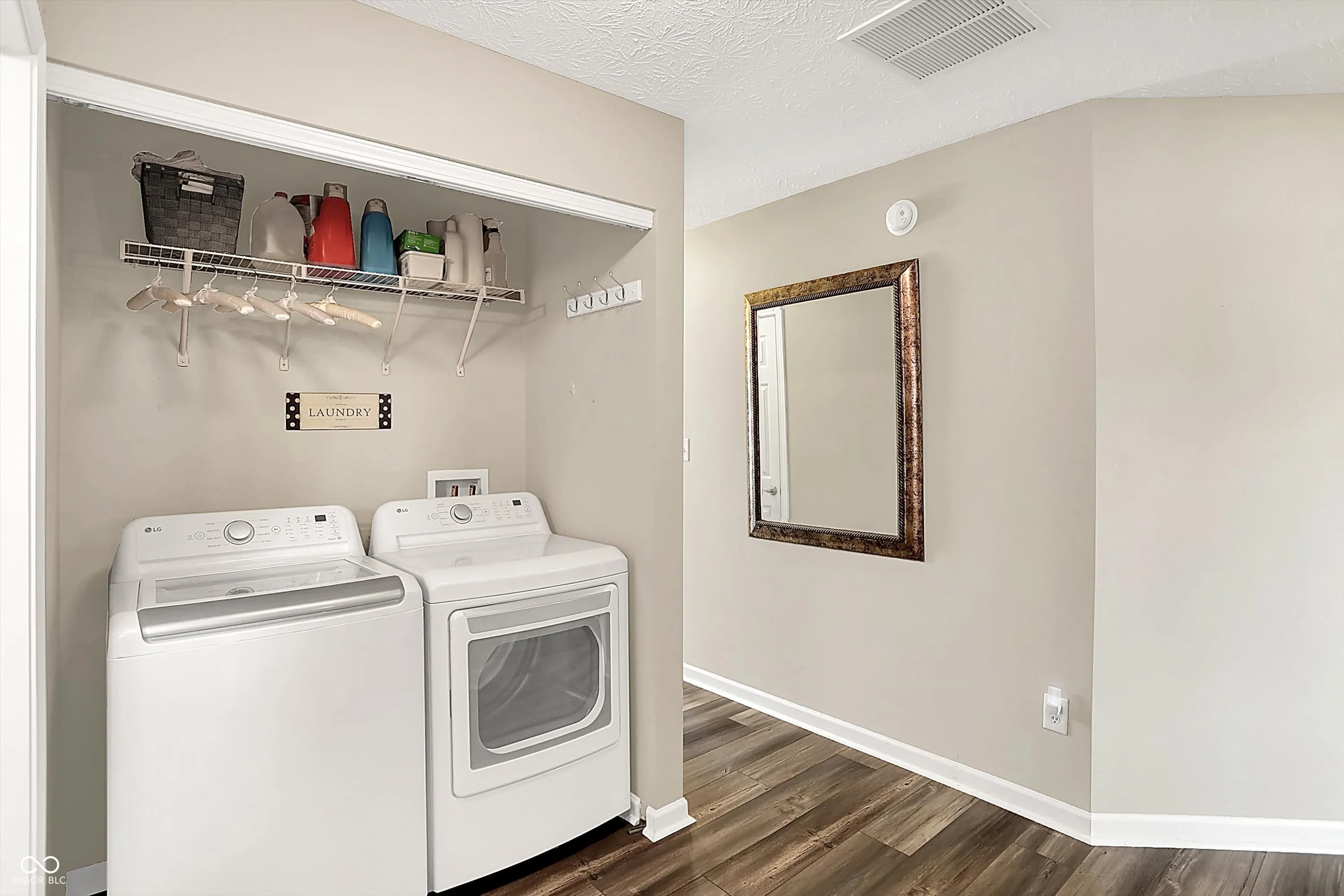 Noblesville, Indiana 46062, United States, 4 Bedrooms Bedrooms, ,3 BathroomsBathrooms,Residential,Pending,167088