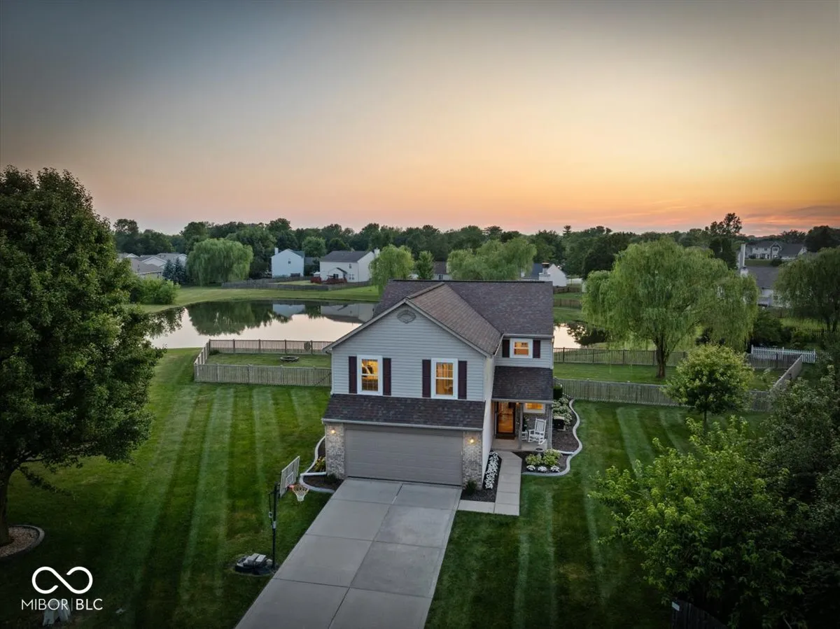 Noblesville, Indiana 46062, United States, 4 Bedrooms Bedrooms, ,3 BathroomsBathrooms,Residential,Pending,167088