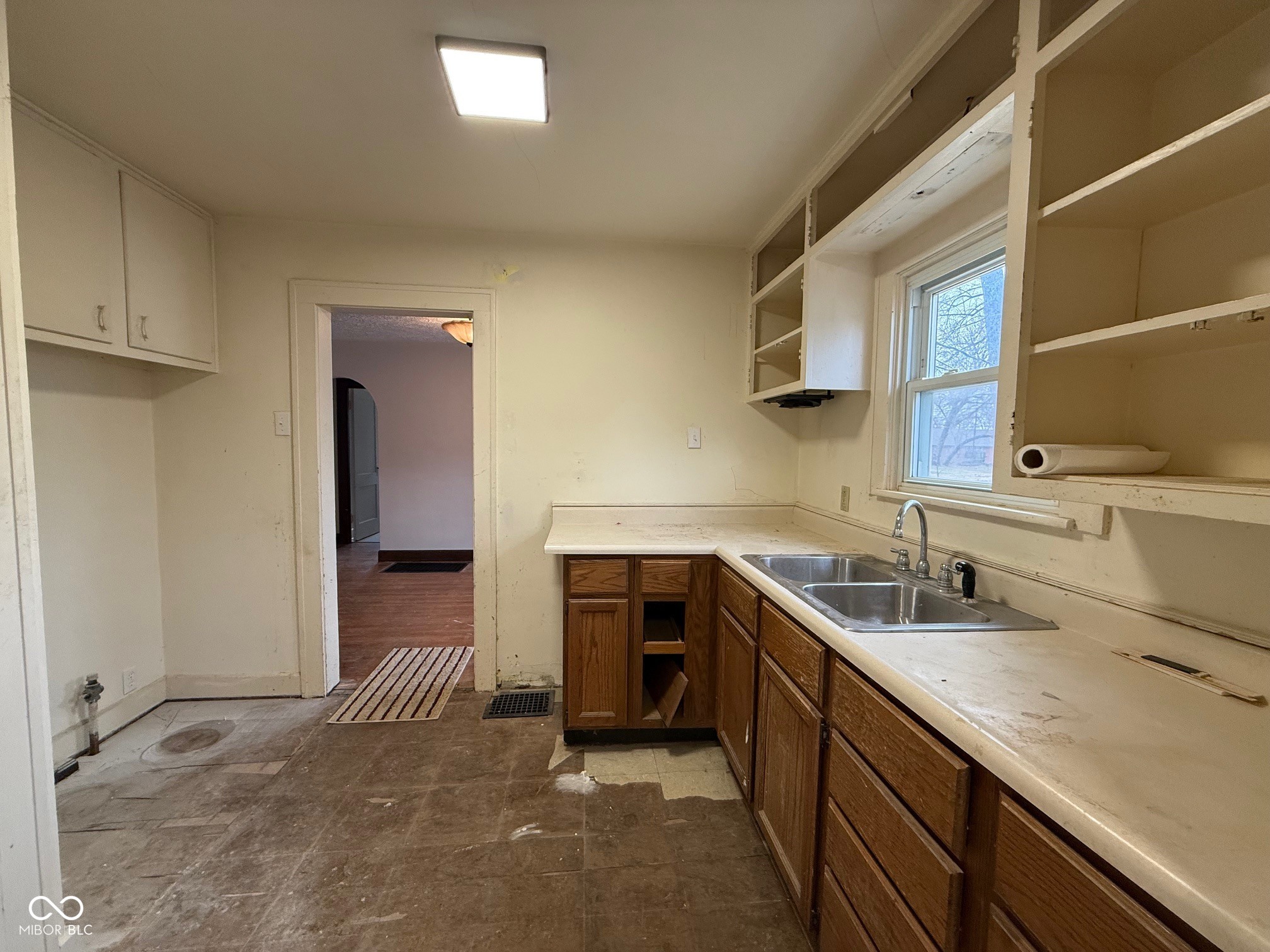 801 E Markwood Avenue