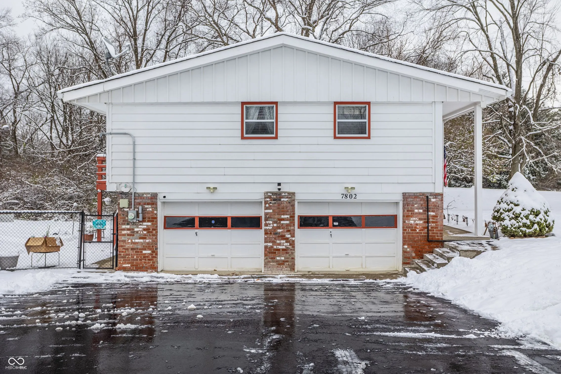 Indianapolis, Indiana 46256, United States, 3 Bedrooms Bedrooms, ,3 BathroomsBathrooms,Residential,Active,251129