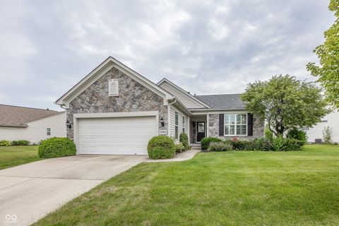 Photo of 12880 Oxbridge Place, Fishers, IN 46037 (MLS # 22045126)