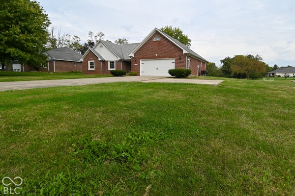 7920 HADLEY ST, COATESVILLE, IN 46121 - Image b1d02d0e3cd64ff0cfa7c07fcb33abff/2755614782