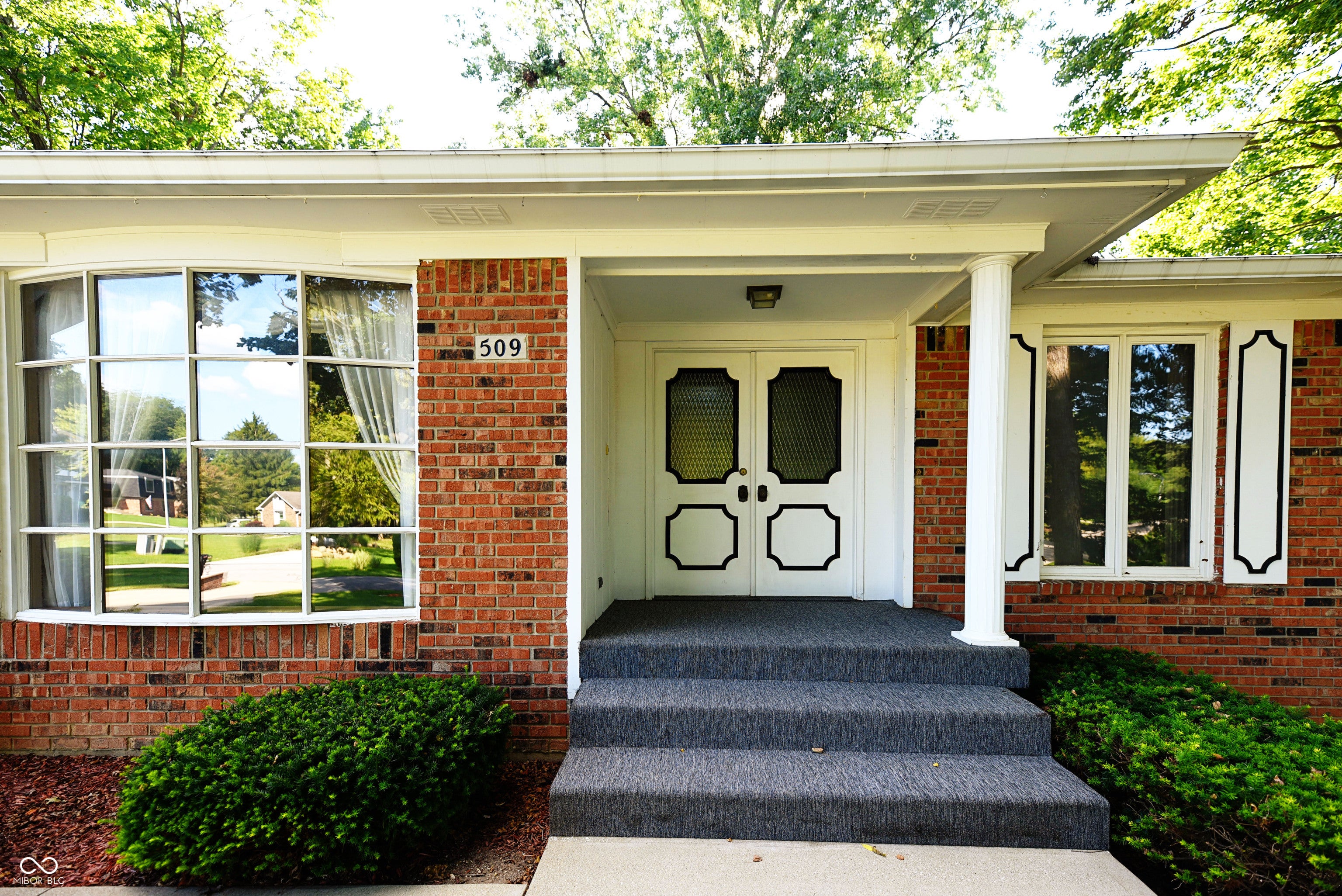 509 Oak Boulevard West Drive