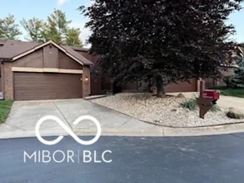 209 Brighton Court, Greenwood, IN 46143 - MLS#: 22037818