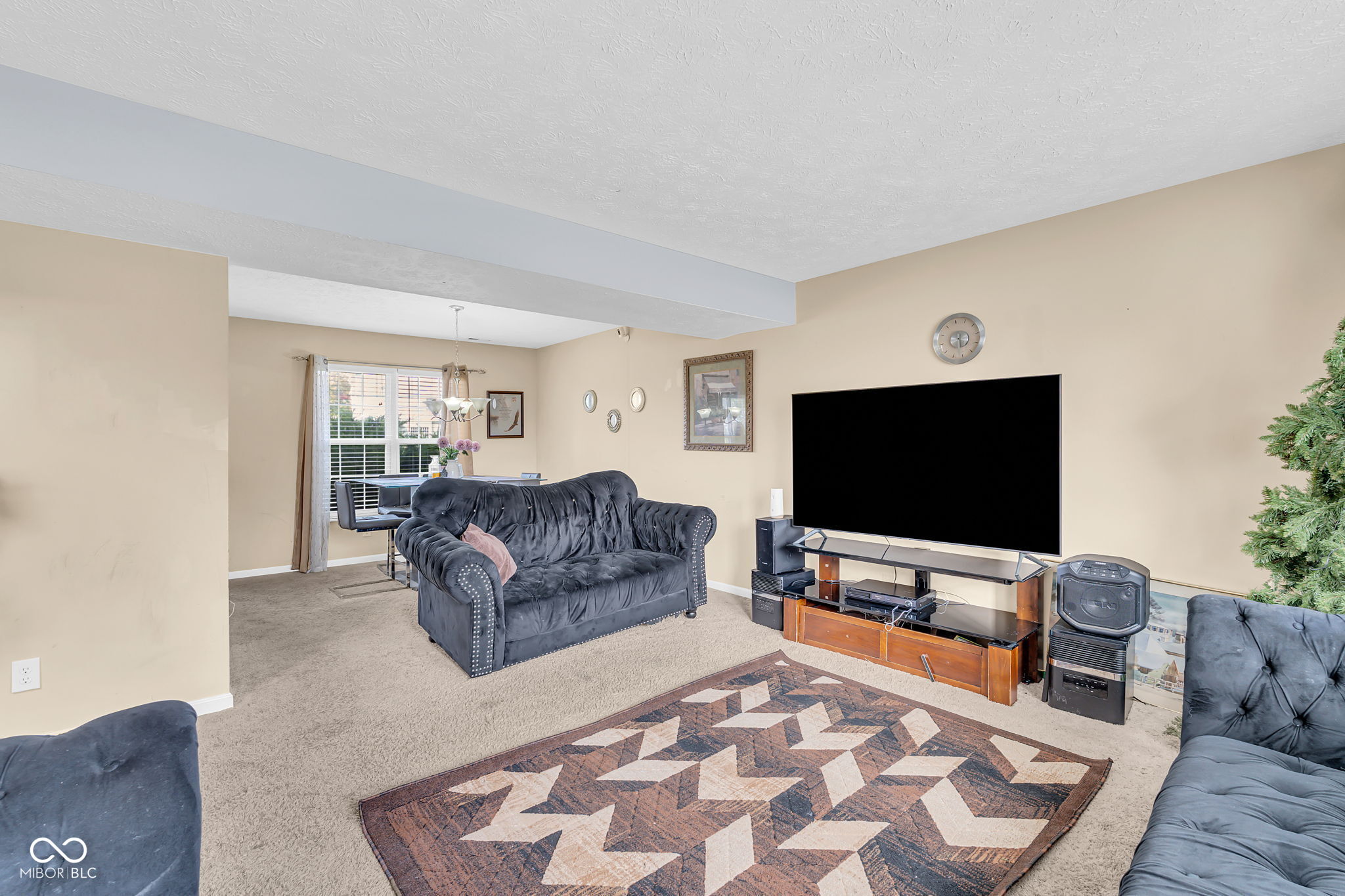 8626 Golden Falls Circle