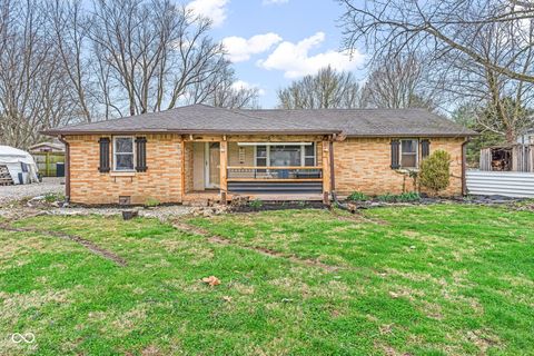 Photo of 7647 E North Drive, Camby, IN 46113 (MLS # 22092172)