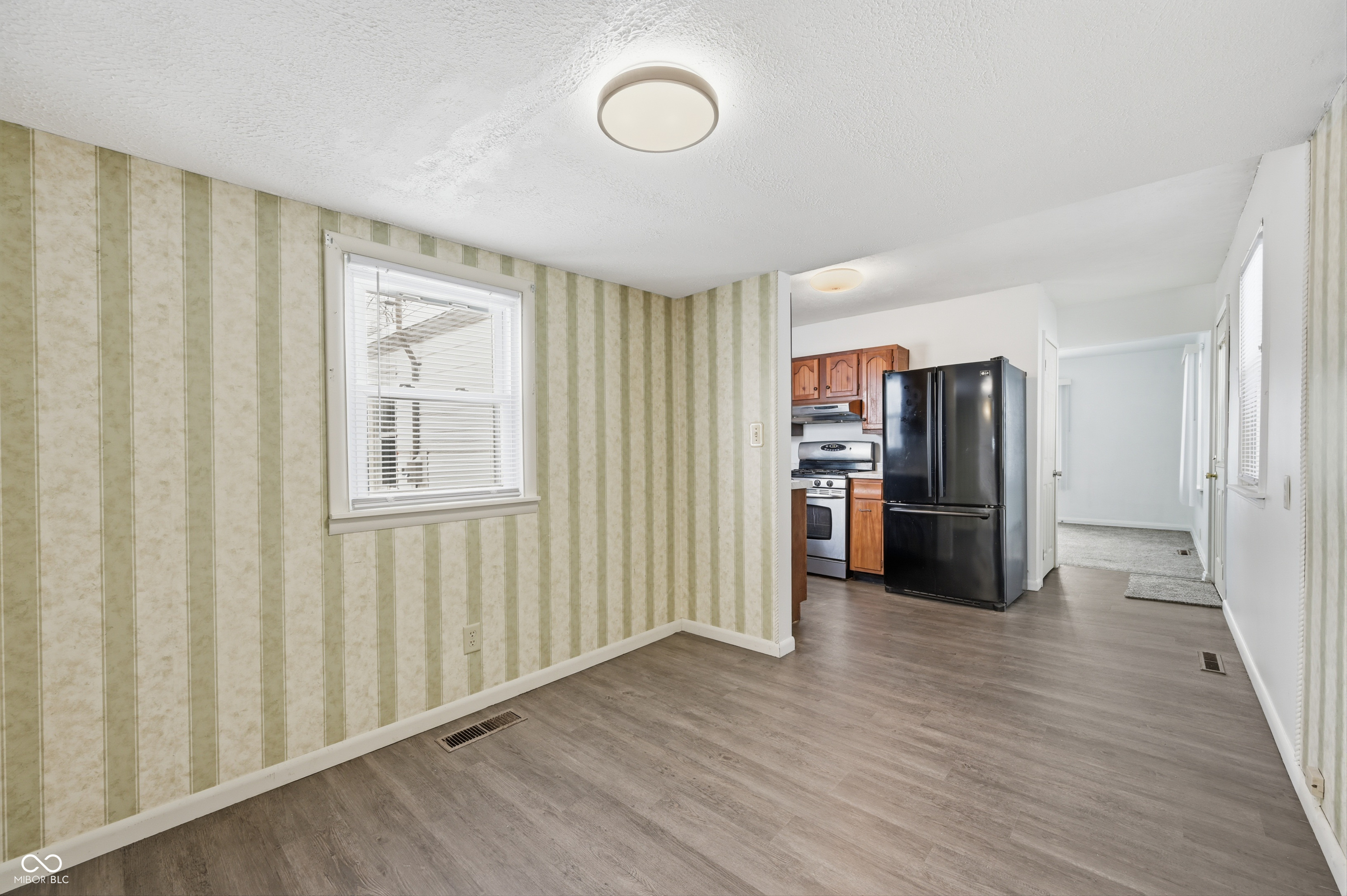 2113 N New York Avenue