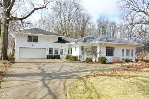 Photo of 913 S Grant Avenue, Crawfordsville, IN 47933 (MLS # 22084321)