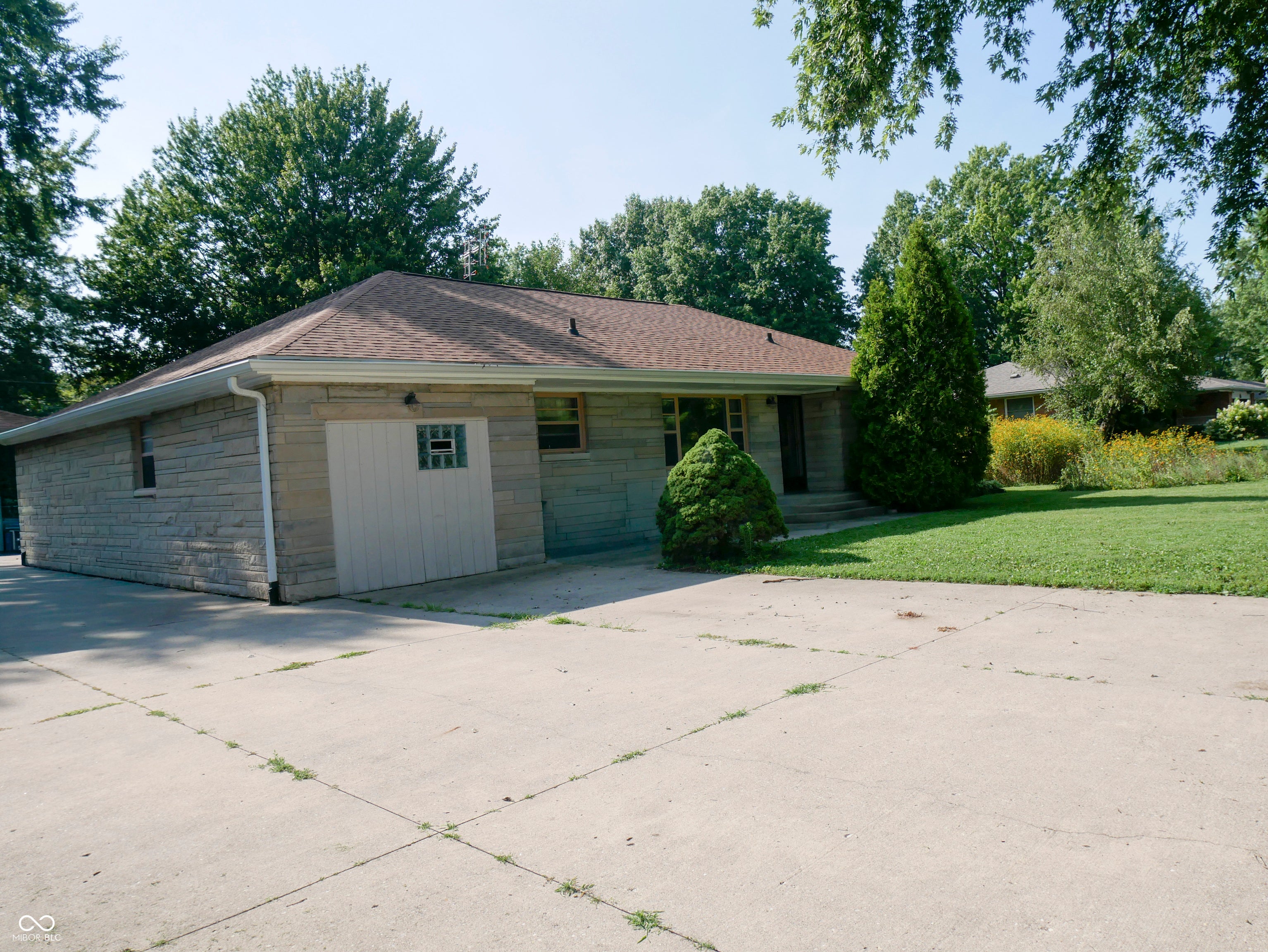 24 N Brandt Street