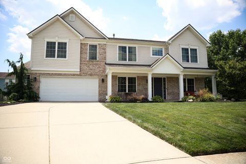 Photo of 10811 Kaplan Court, Fishers, IN 46038 (MLS # 22111966)
