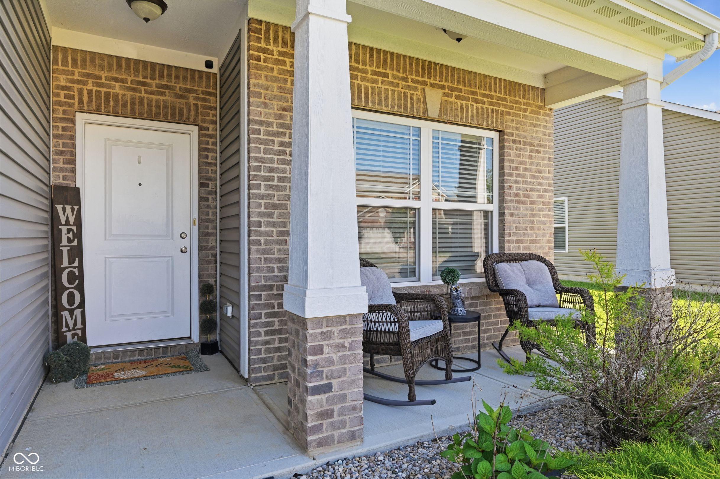 211 Thistlewood Drive