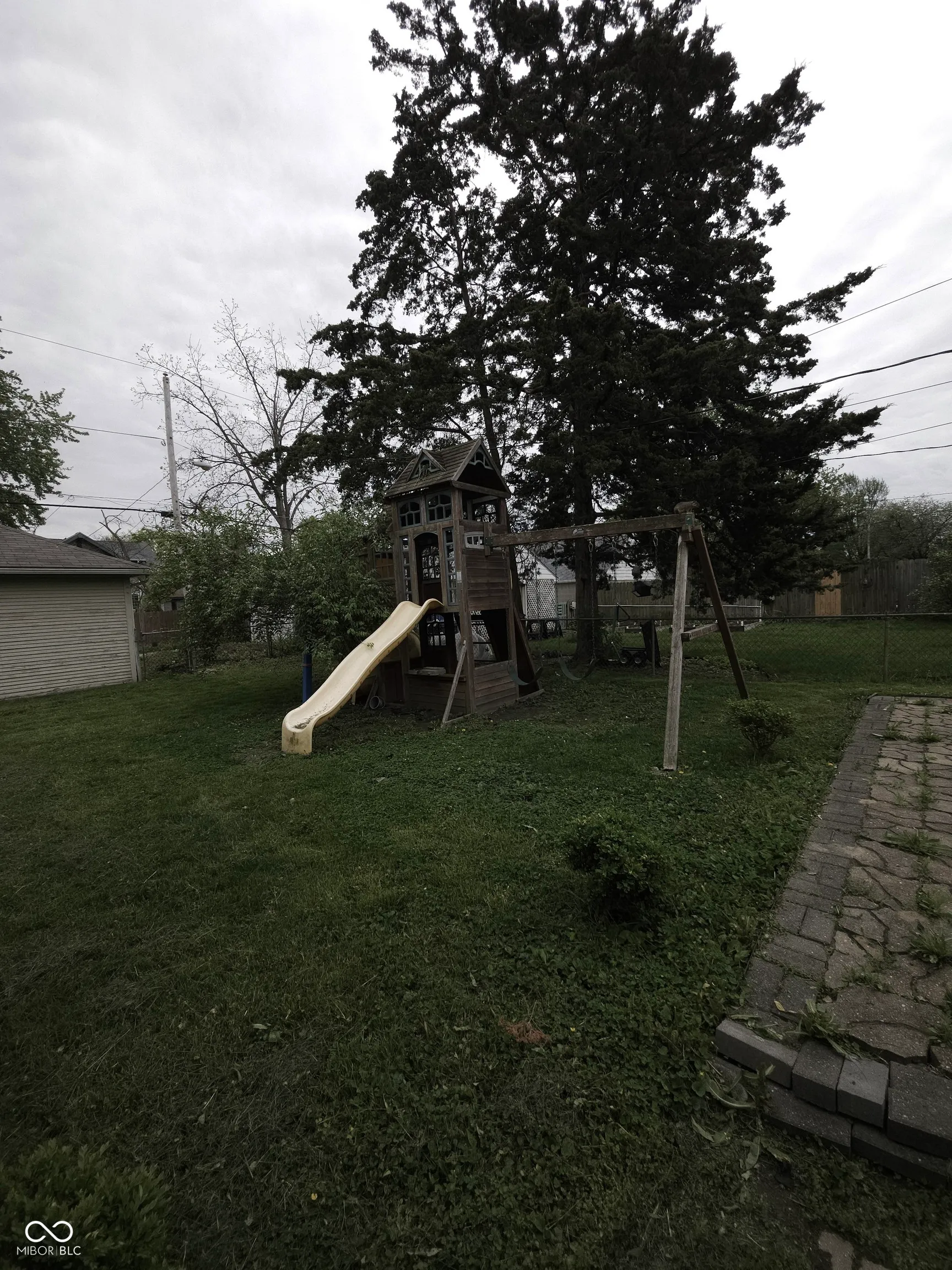 Indianapolis, Indiana 46201, United States, 3 Bedrooms Bedrooms, ,2 BathroomsBathrooms,Residential,Active,129759