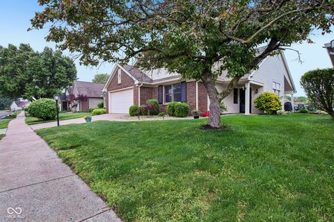 Photo of 8812 Champions Drive, Indianapolis, IN 46256 (MLS # 22097032)