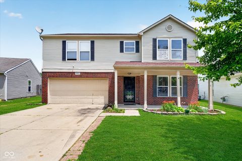 Photo of 8422 Weathervane Court, Indianapolis, IN 46239 (MLS # 22110261)