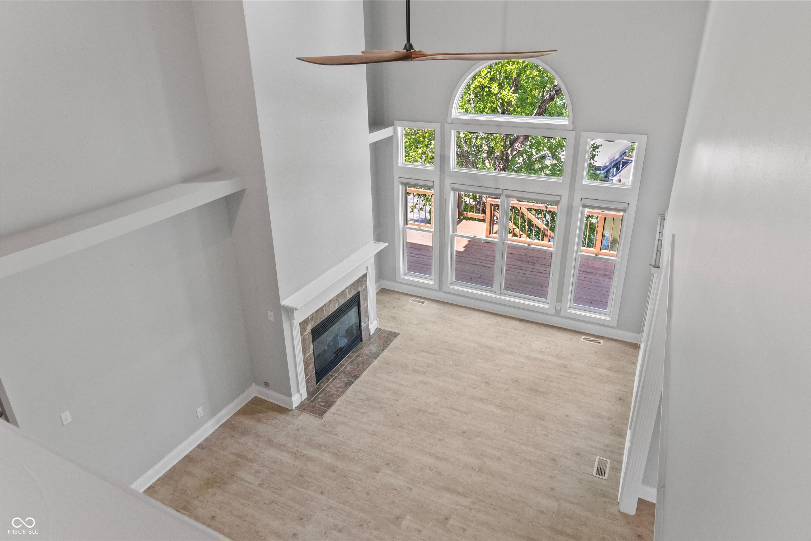 11226 Blackwalnut Point