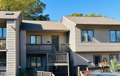 1925 E Waters Edge Drive Bloomington IN 47401