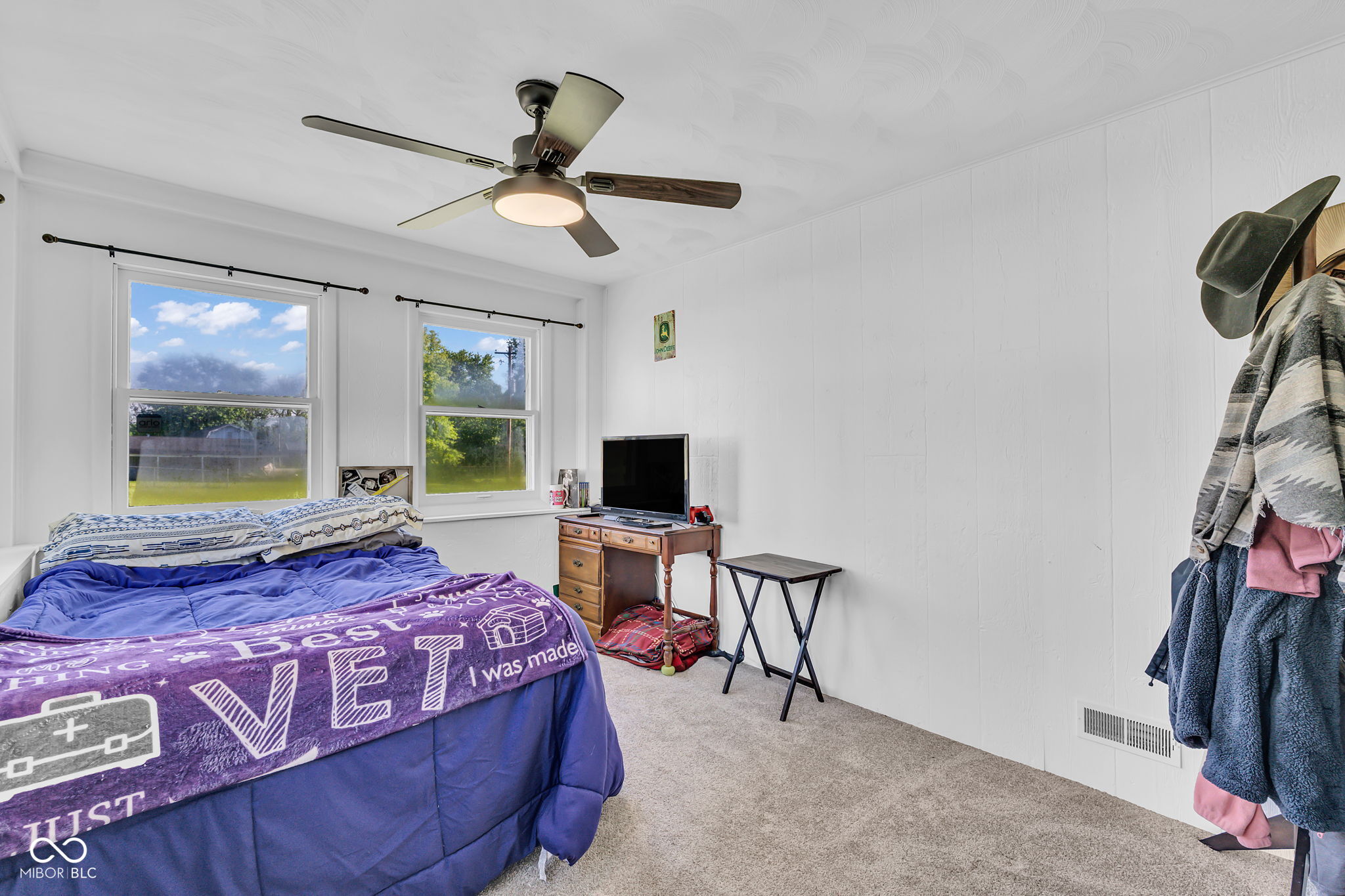 422 W Center Street