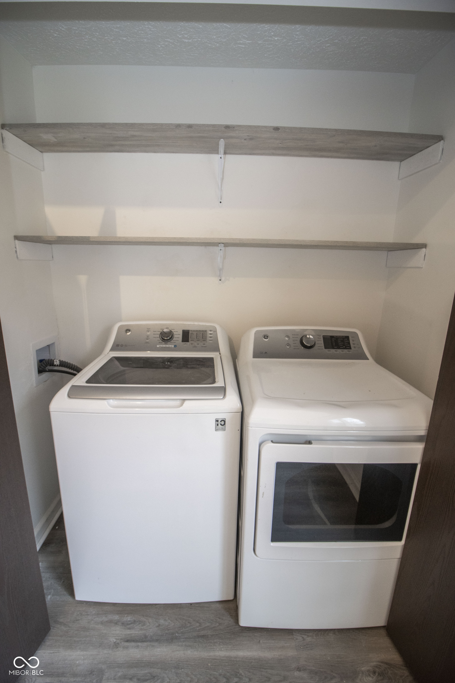 11289 Woodcreek Drive