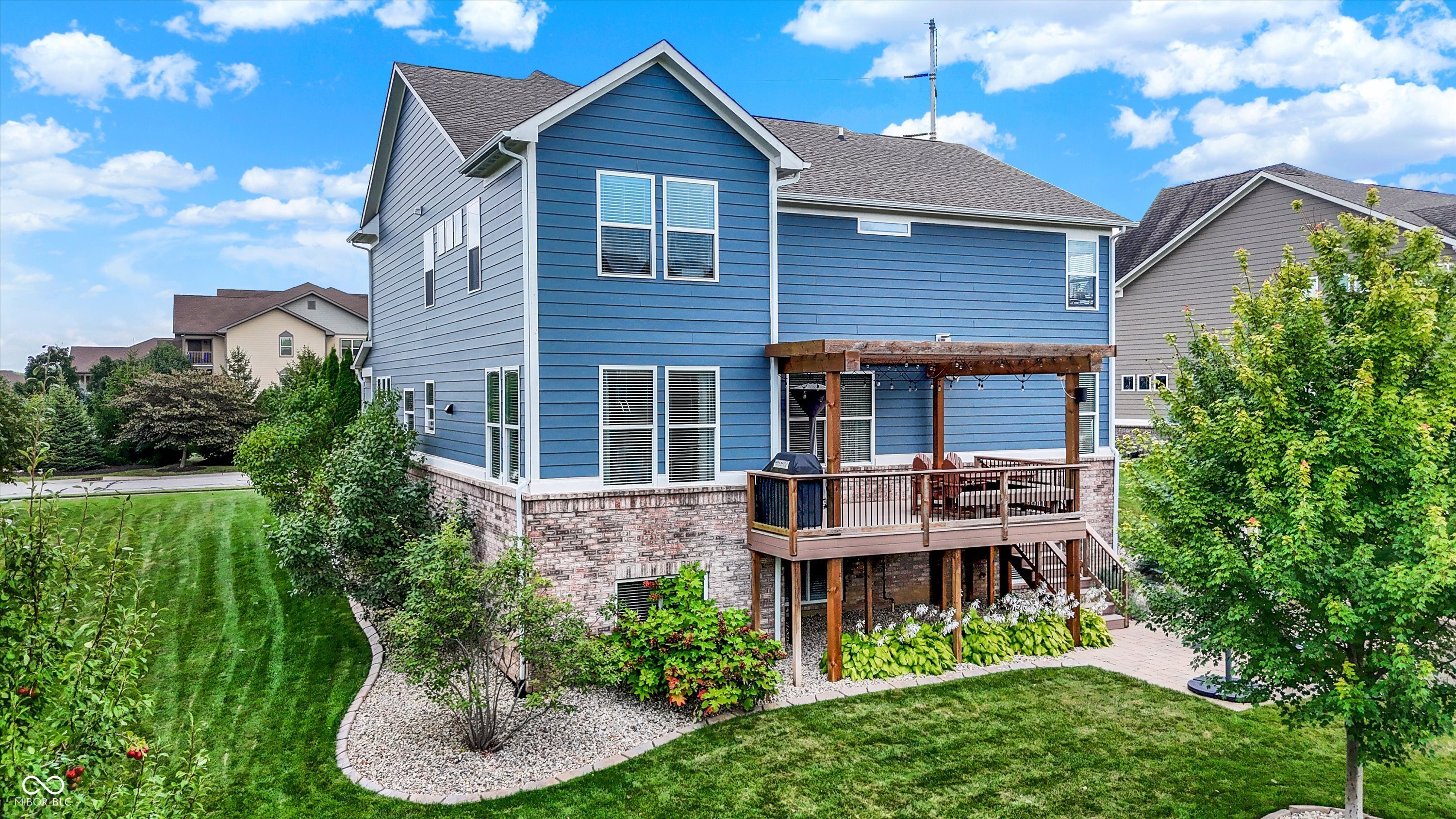 14918 E Black Wolf Run Drive